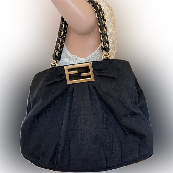 Fendi Handbags - Fendi Zucca Shoulder Bag in excellent condition.